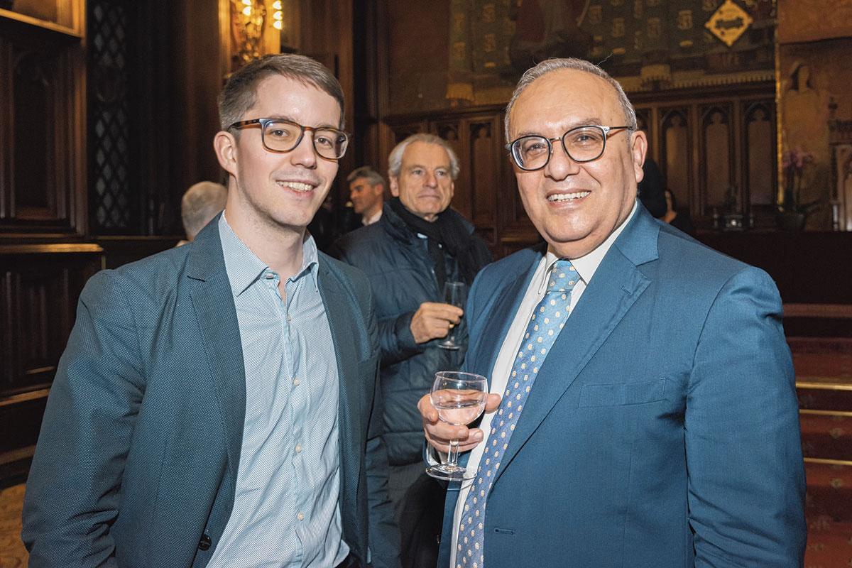 Benoît Pitsaer, business developer chez Wise Holding, en compagnie de Mohamed Ridha Ben Mosbah, ambassadeur de Tunisie.