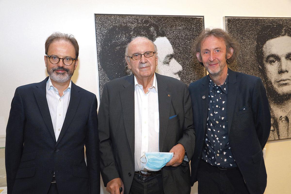 Julien Compère, directeur général du CHU de Liège, Robert Collignon, président de la Fondation Folon, et Alain Delaunois, attaché scientifique au musée de La Boverie.