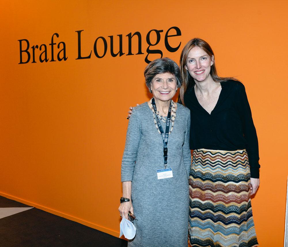 Bernadette Beeckmans  de West-Meerbeeck et Béatrix Bourdon, respectivement PR manager et directrice de la Brafa.
