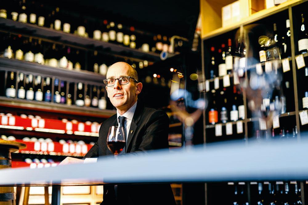 La passion du vin selon Fabrizio Bucella, créateur d'une école d'oenologie bruxelloise