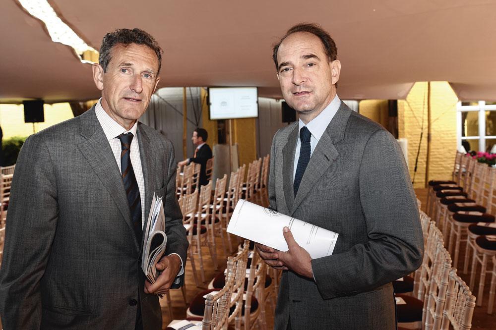 Philippe le Hodey, vice-président des Demeures historiques pour la Région de Bruxelles-Capitale, et Jean De Cloedt, président de Burco.