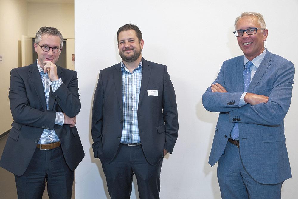 Jean-Christophe Gohy, Randy Francart et Bernard Keppenne, respectivement directeur banque privée, expert PME et économiste en chef chez CBC.