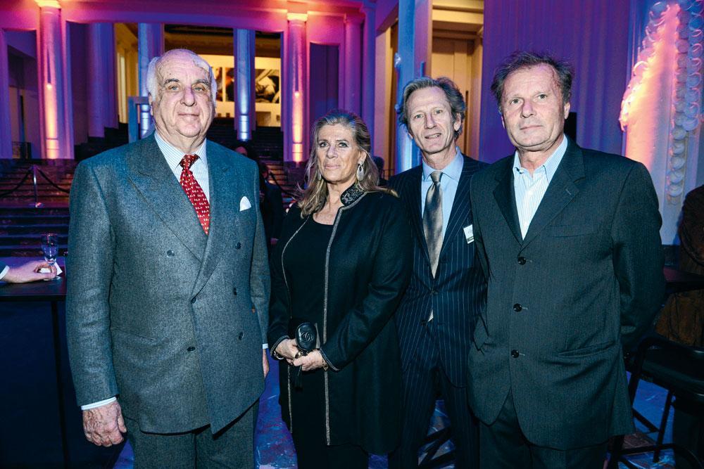 La princesse Léa de Belgique entourée d'Etienne Davignon, François Didisheim, organisateur de la soirée, et Bernard  De Wasseige, CEO d'Edition Ventures.