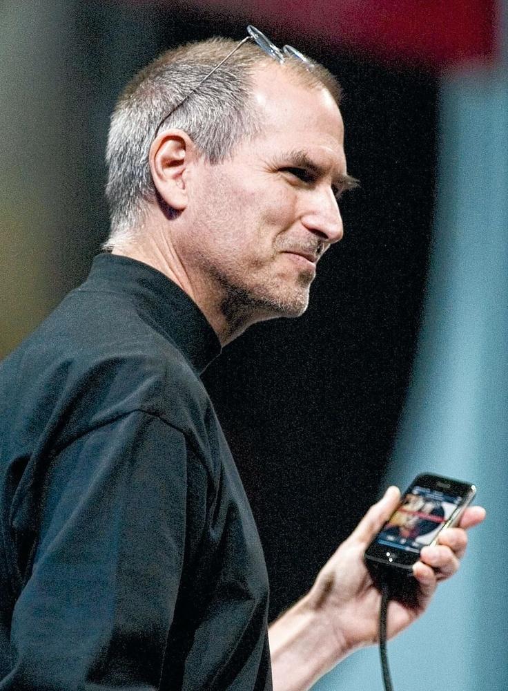 Steve Jobs expliquait en 2011 que l'usage du LSD avait renforcé ses perceptions, lui avait permis de