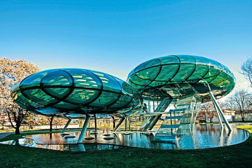 Bolle - Ce bâtiment contemporain fait partie d'une extension du site de Nardini à Bassano. Il est dédié aux recherches et à l'événementiel.