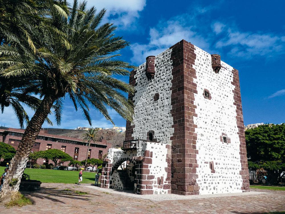 San Sebastian, Torre Del Conde.