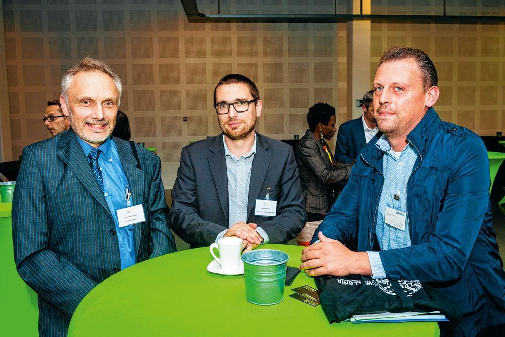 Michel Moutschen, directeur général d'Imaging Masters, Sébastien Adam, conseiller en transfert technologique à l'administration de la recherche  à l'UCL, et François-Michel Schepers, consultant  chez Altran.