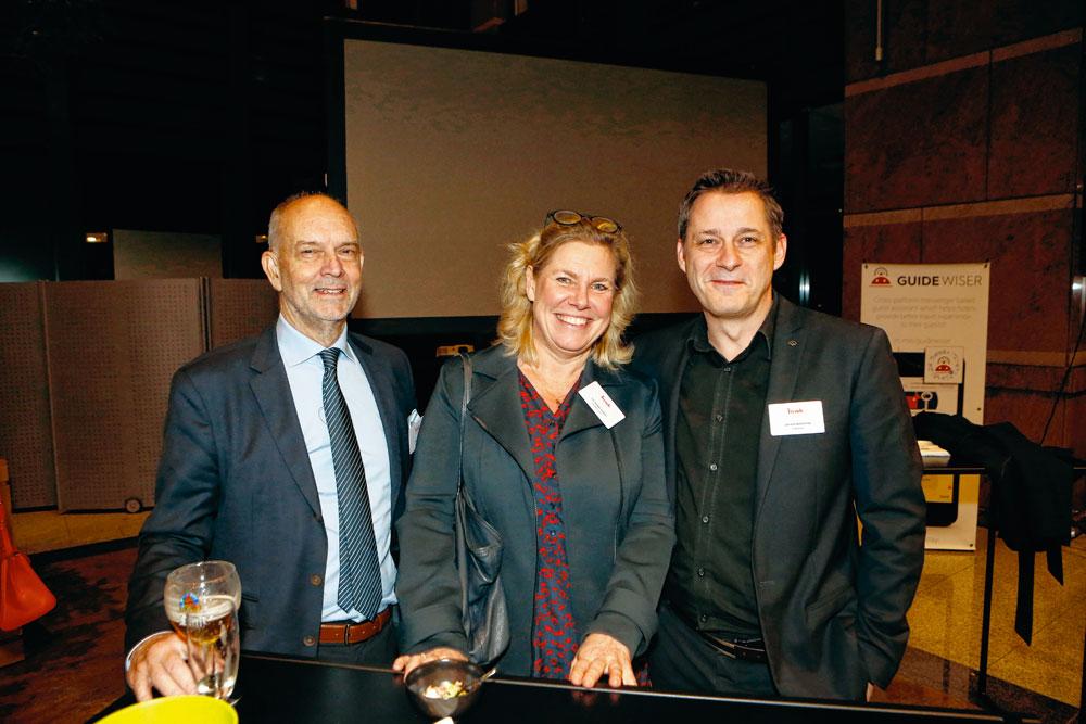 Luc Crauwels, vice president sales EMEA d'Arcad Software, Catherine Quiévy, agent immobilier chez Latour & Petit, et Jochen Maertens, CEO de Synergics.