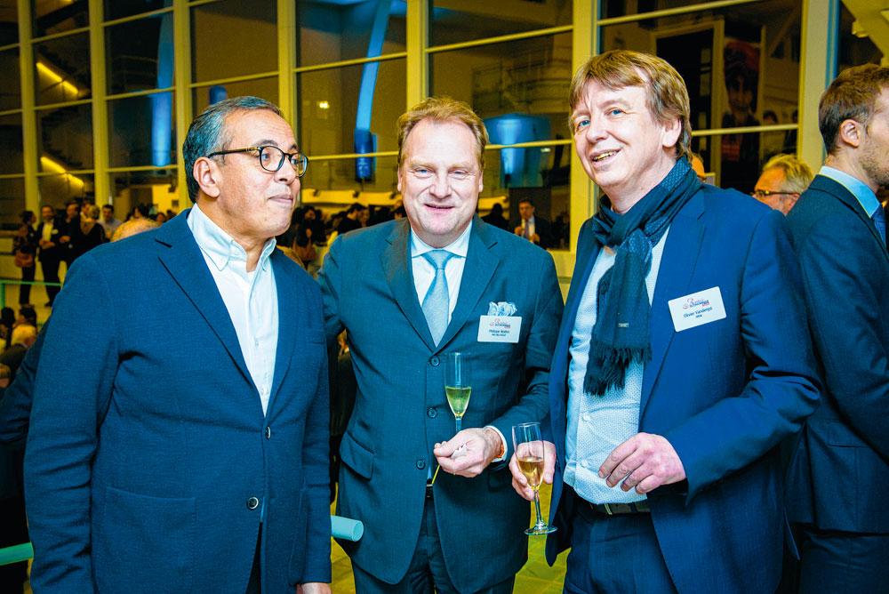 Amid Faljaoui, rédacteur en chef Trends-Tendances, Philippe Wallez, head of retail & private banking chez ING Belgique, et Olivier Vanderijst, président du comité de direction de la SRIW.