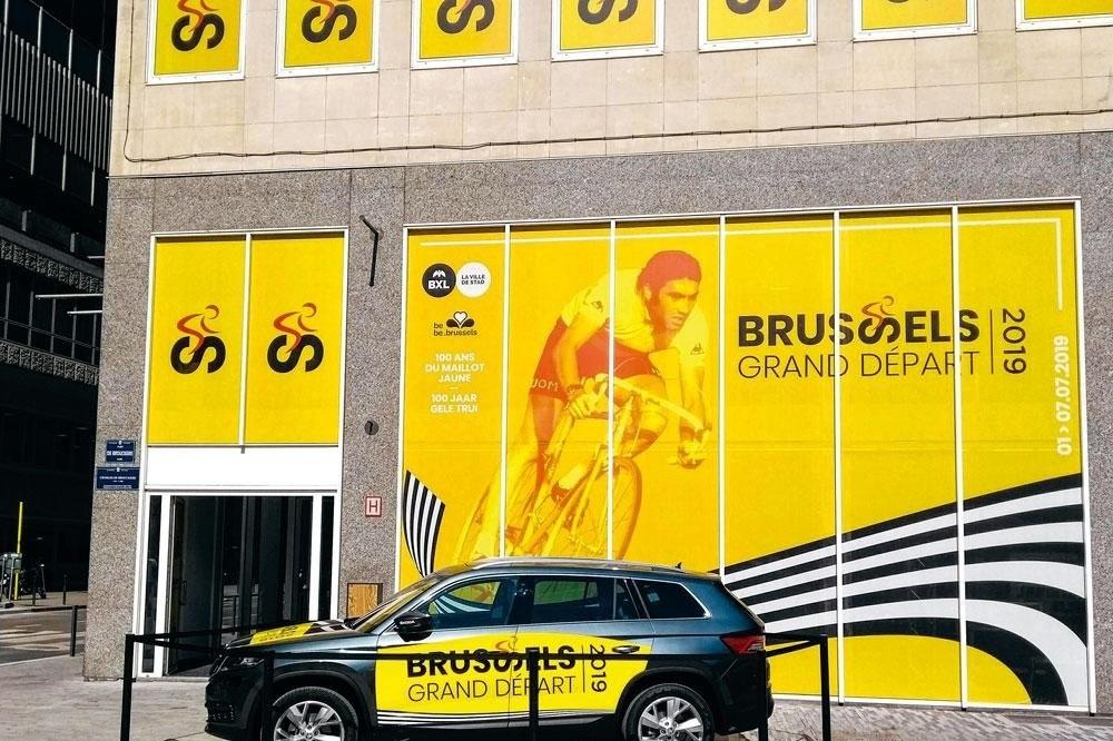Le quartier général de l'organisation du Grand Départ du Tour de France 2019 est installé place De Brouckère, dans le centre de Bruxelles. Une dizaine de personnes y préparent l'événement.