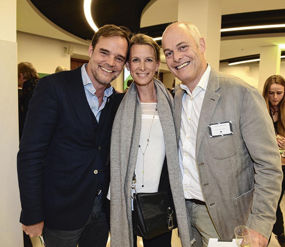 Jean-Patrick Smal, directeur marketing du groupe Ginion, et son épouse, en compagnie de Marc Van Doornick, secrétaire général de Vocatio.