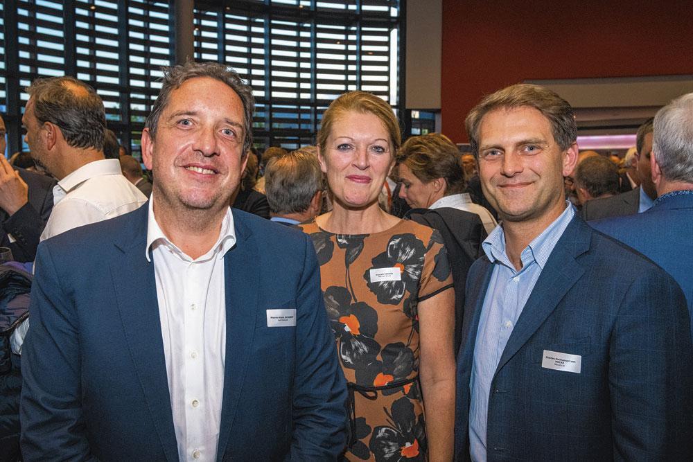 Pierre-Alain Scharff, founding partner d'Ad Libitum, Pascale Schütz, group director chez Mercuri Urval, et Charles-Emmanuel van Hecke, administrateur délégué de Mecelcar.