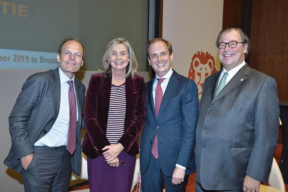 Amaury de Crombrugghe,  CIO d'AG Real Estate, Laurence  de Hemptinne, Amand-Benoît D'Hondt, head of funds chez AG Real Estate  et Benoit De Blieck, CEO de Befimmo.