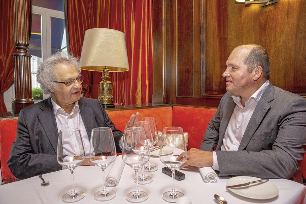 Nous avons réuni Philippe Close & Amin Maalouf: le bourgmestre et l'écrivain passent à table
