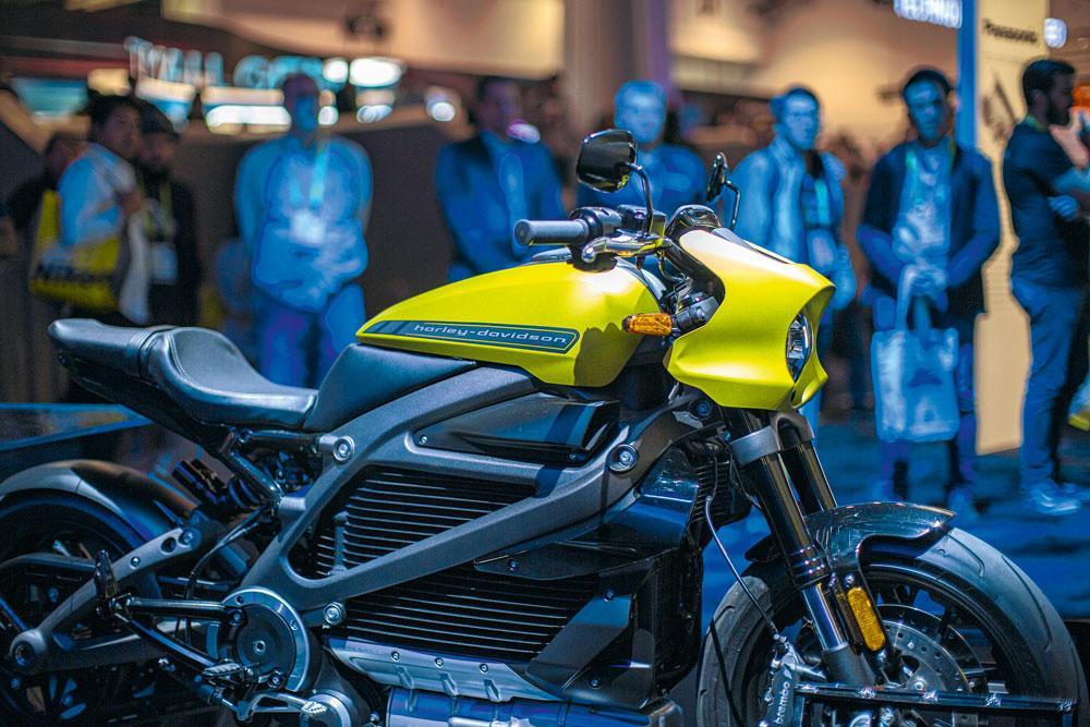 Harley Davidsonest venu présenter sa LiveWire, la première moto électrique de la célèbre marque.