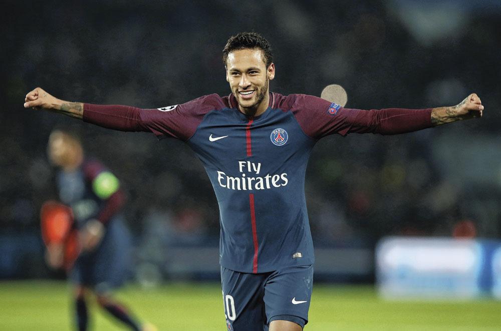 Neymar Le PSG a déboursé 222 millions de dollars pour recruter le joueur superstar. Faisant du Brésilien le footballeur le plus cher du monde.