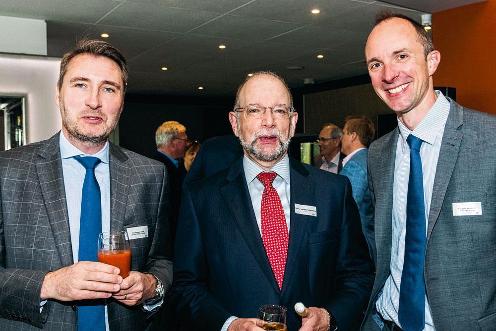 Dominique Slos, responsable du siège de Namur chez Delen Private Bank, Thierry Vanwelkenhuyzen, partner chez PwC Belgium, et Frédéric Parotte, tax director chez KPMG Tax & Legal.