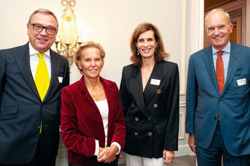 Herman Craeninckx, président du Cercle de Lorraine, Christine Ockrent, la princesse Esmeralda, et Charles-Albert Peers de Nieuwburgh, CEO d'Alcogroup.
