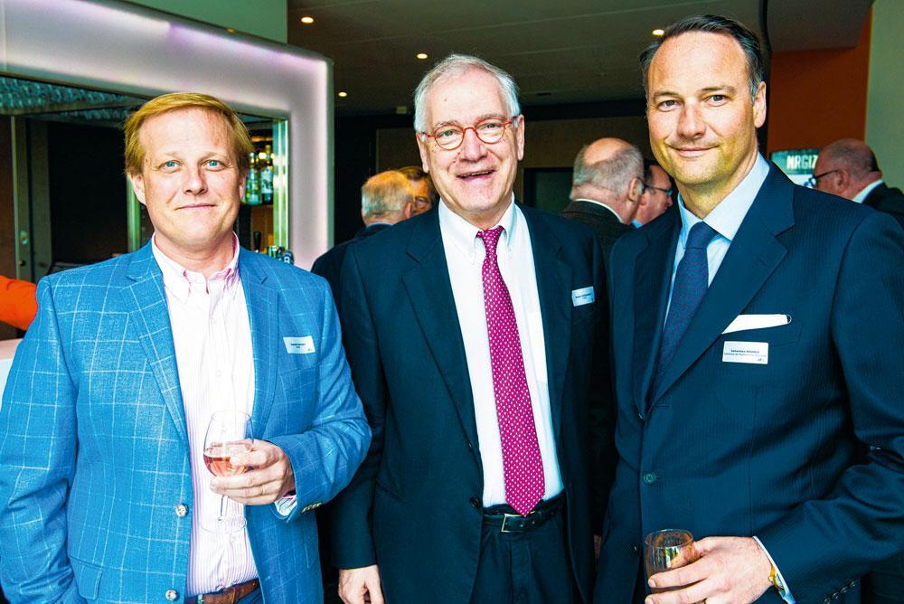 Raphaël Pieters en compagnie de Guido Eckelmans, administrateur délégué d'IGE, et Sébastien Mahieu, senior private banker chez Edmond de Rothschild.