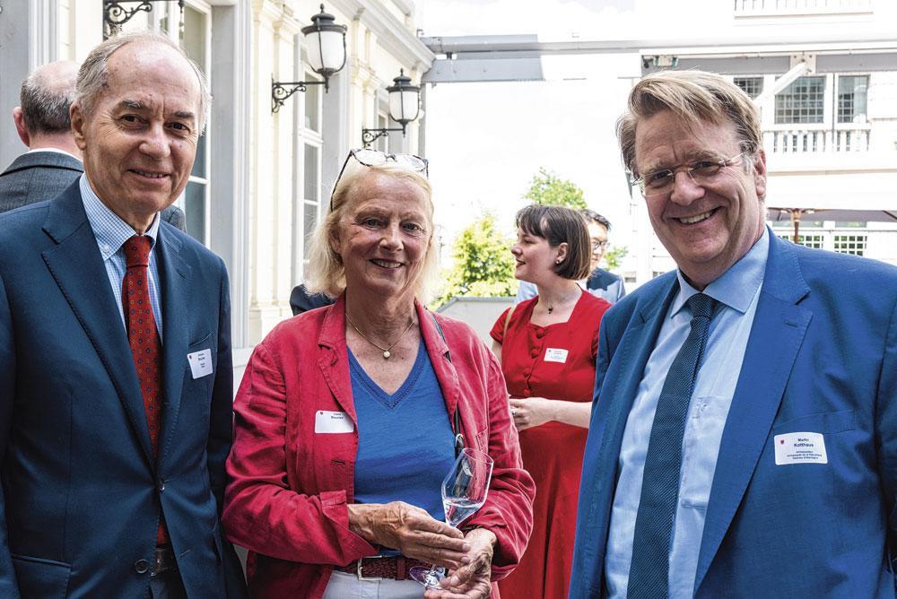 Jacques Bouriez, président de Delfipar, et son épouse, en compagnie de Martin Kotthaus, ambassadeur d'Allemagne.