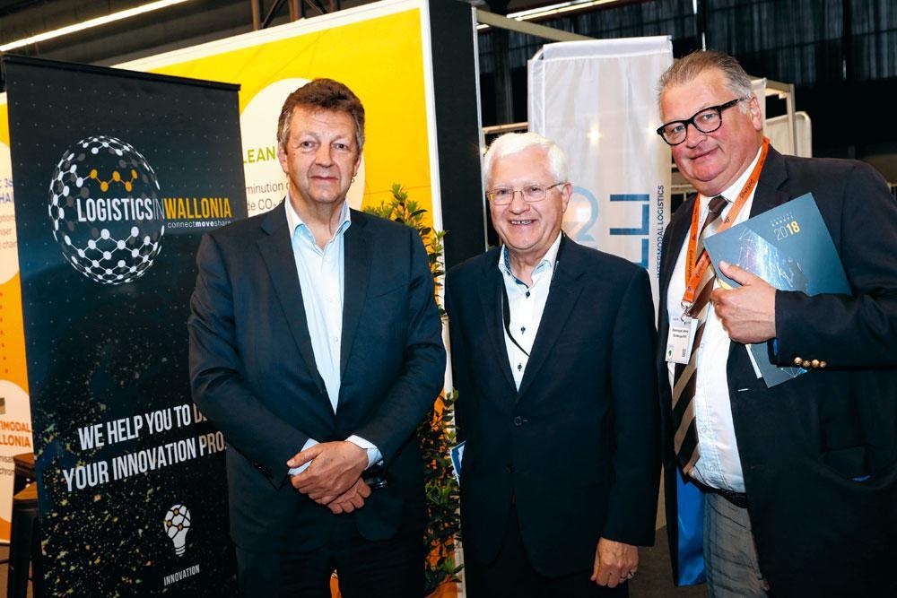 Jean Muls, CEO de TNT Express Worldwide, Jean-Marie Becker, administrateur délégué de Logistics in Wallonia, et Dominique Lammin, responsable en charge de la Belgique au Port de Dunkerque.