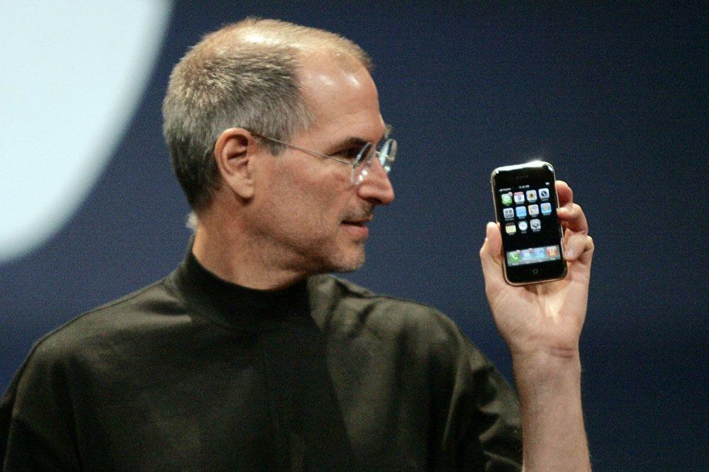 Steve Jobs, lors de la présentation de l'iPhone, en 2007.