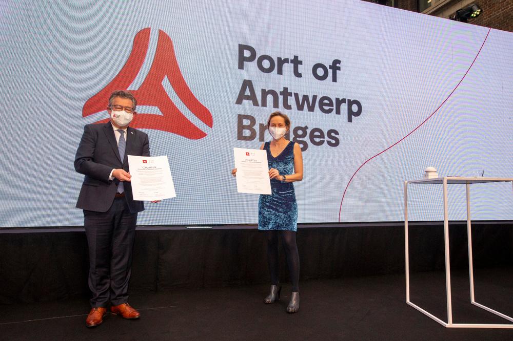 Anvers-Bruges deviendra le plus grand port à conteneurs d'Europe