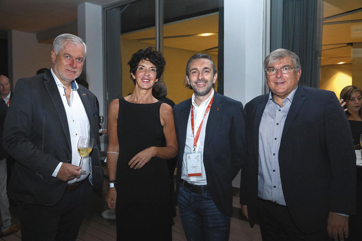 Claudia Jimenez, fondatrice d'AltiluzMA, entourée de Johan Froment et François Jason, gérants du bureau d'études J2F, et André Bouffioux, CEO de Teconex.