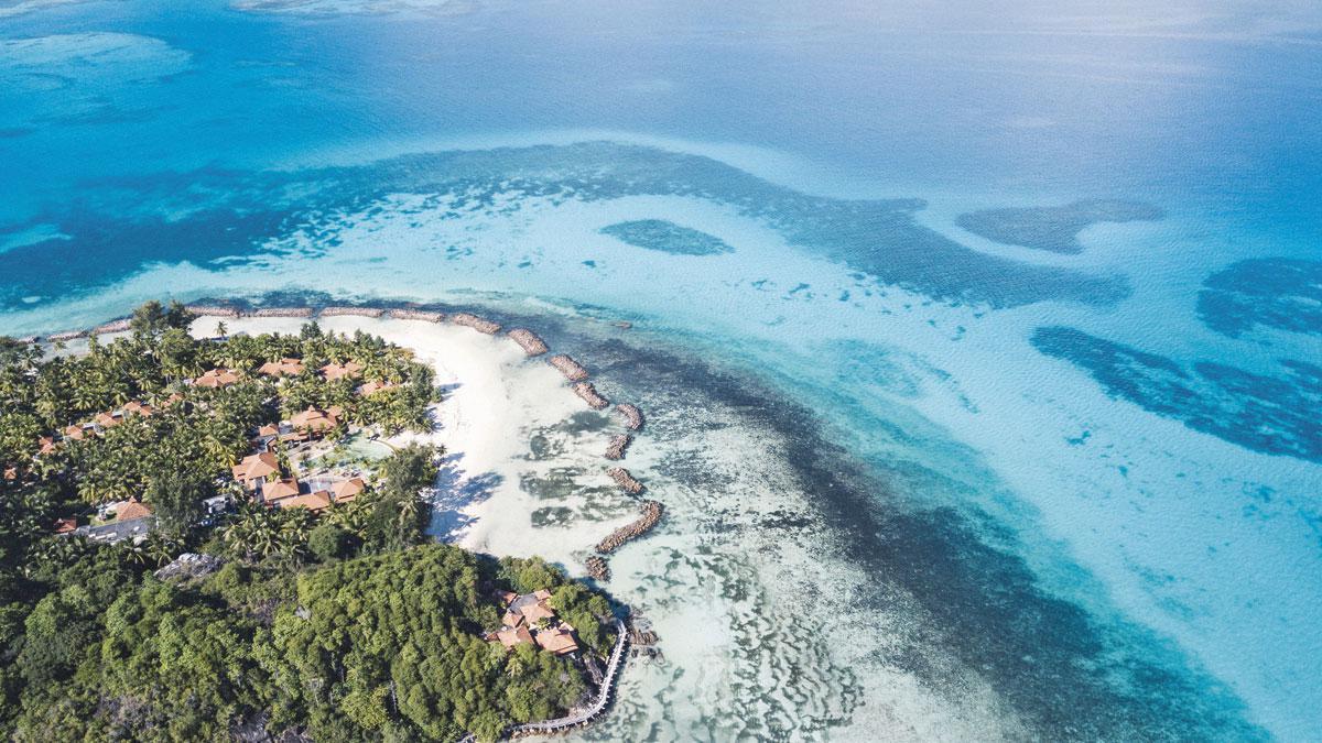 LE TOUT NOUVEAU CLUB éco-chic aux Seychelles, inauguré il y a un mois à peine.