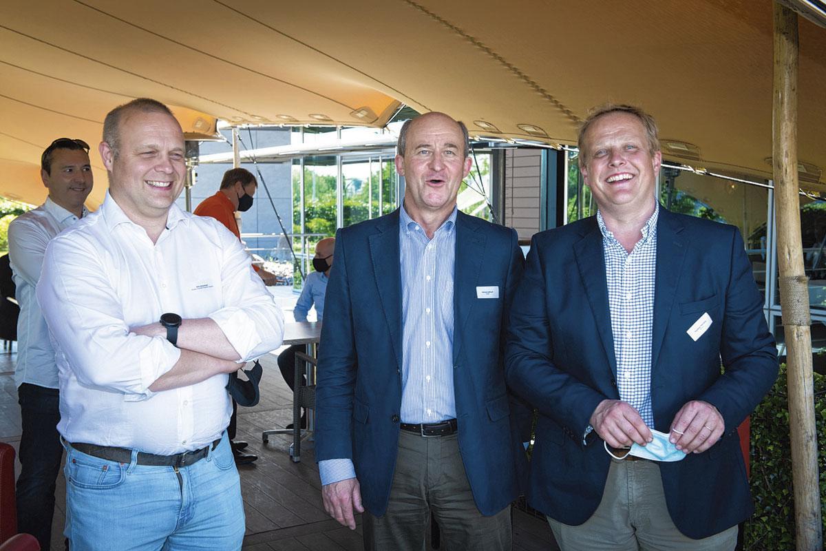 Eric Gosselain, manager Wallonie pour Profex et DLV, Gérard Leplat, président de l'UCM Brabant wallon, et Raphaël Pieters, coprésident du Cercle du Lac.