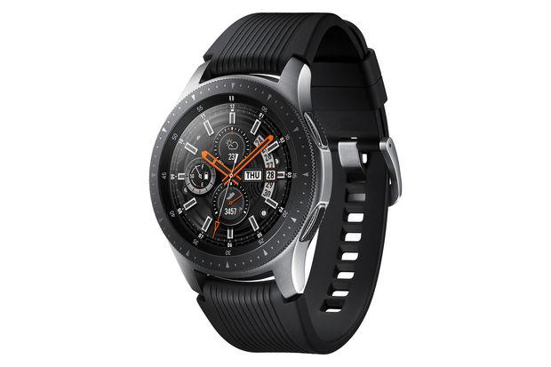 De nieuwe Galaxy Watch van Samsung draait op Tizen 4.0, een op Linux gebaseerd opensource-besturingssysteem. 