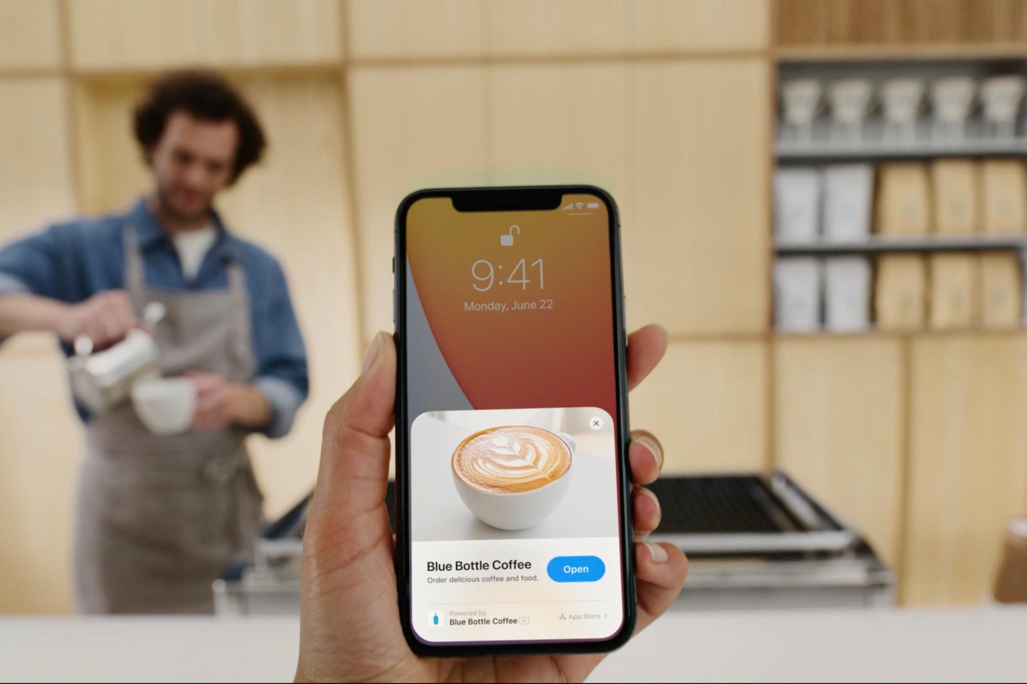 Een voorbeeld van een App Clip, om in een handomdraai een kop koffie af te rekenen.