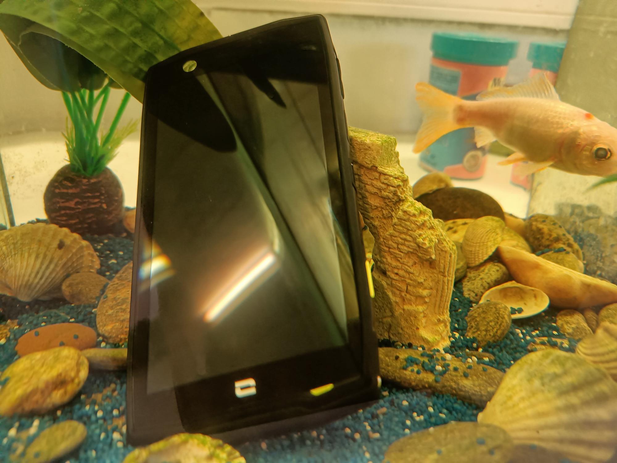 Même au bout de 24 heures dans un aquarium, le X5 continue de fonctionner sans problème.