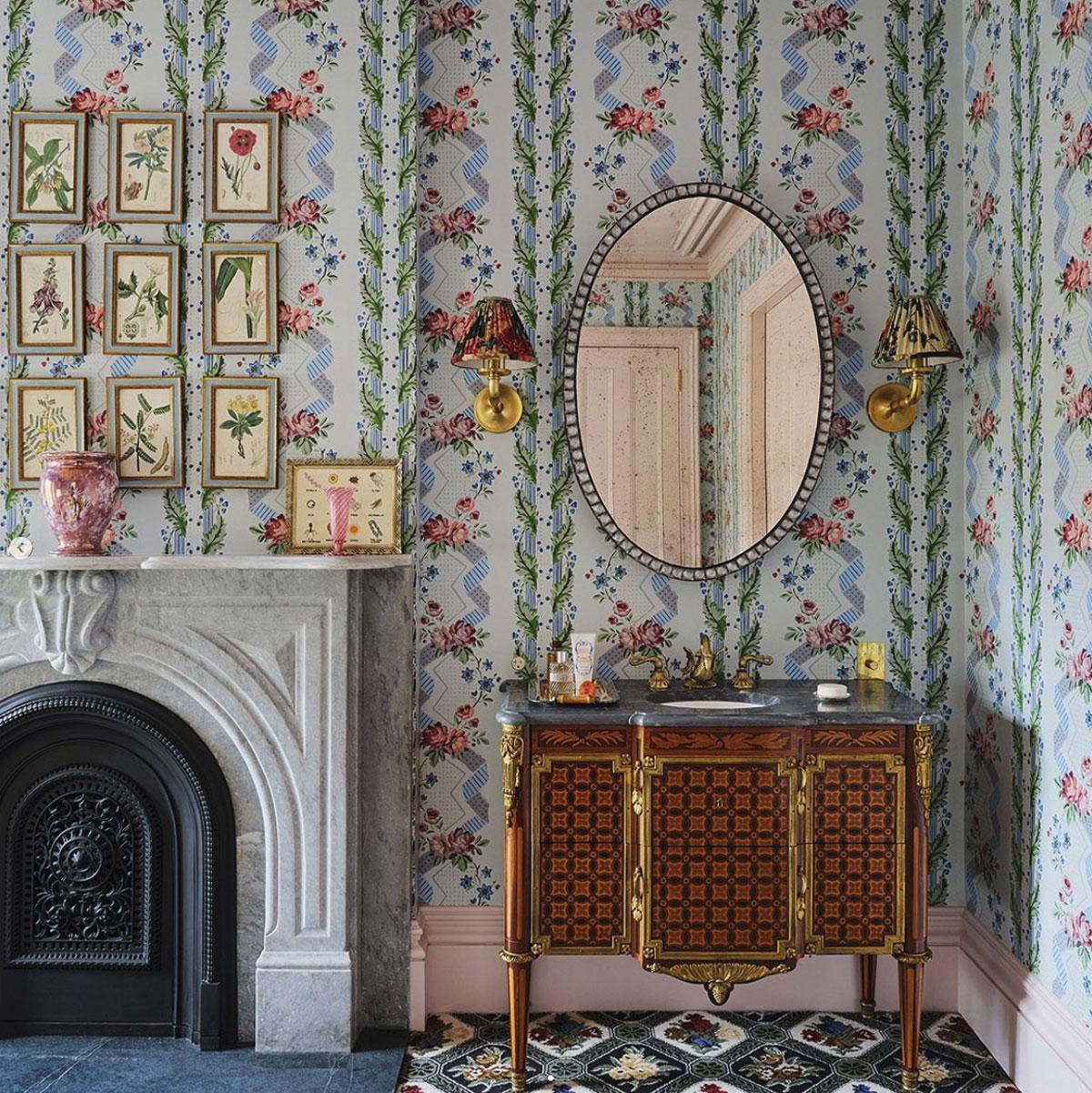 Wat maakt het interieur en de badkamer van Lily Allen zo speciaal?