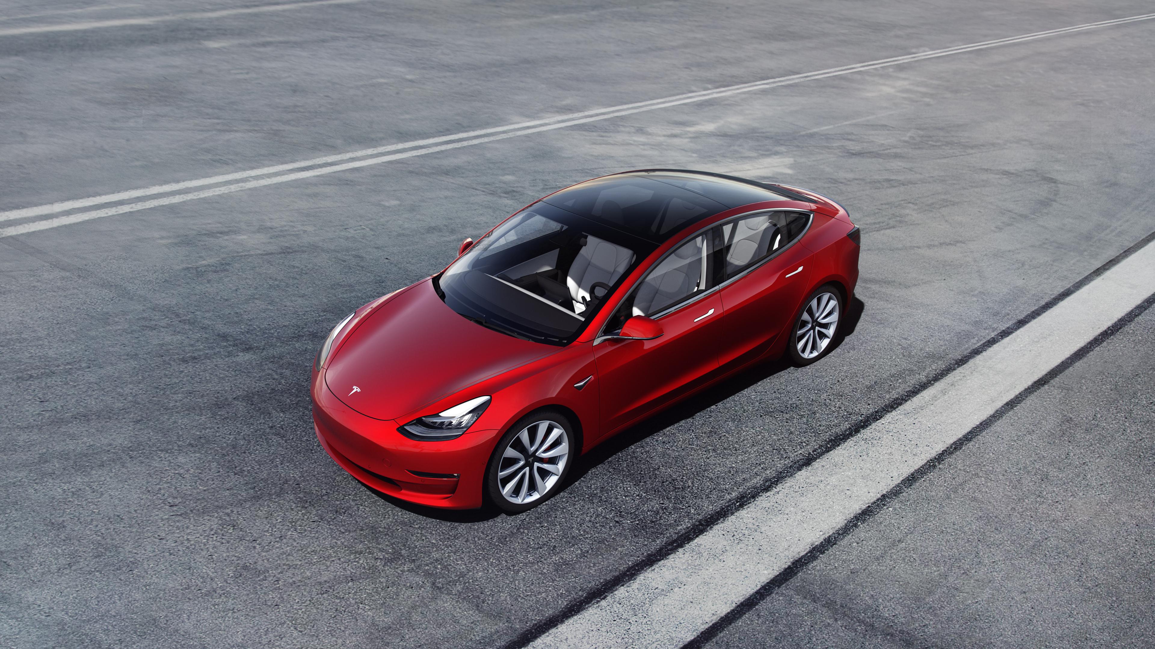 Model 3 gaf Tesla boost. 
Nu dreigt imagoverlies voor Tesla door  publicatie van gelekte interne documenten  over falende Autopilot.