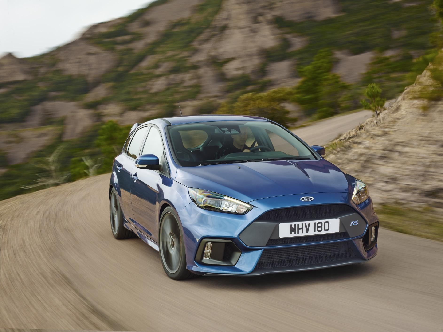 ford-focus-rs-2016-ext-1