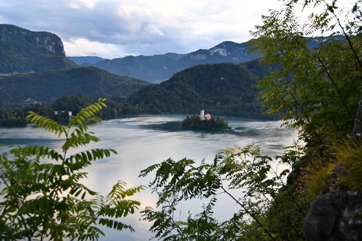 Het meer van Bled staat terecht in de lijstjes van mooiste plekken van Europa. (foto KC)