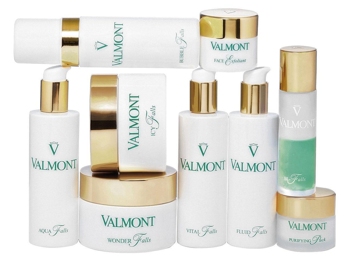 Met Purity, de negen make-up removers van Valmont, reinig én verzorg je je huid nog voor je dag- of nachtcrème aanbrengt. Vanaf 64 euro, lamaisonvalmont.com