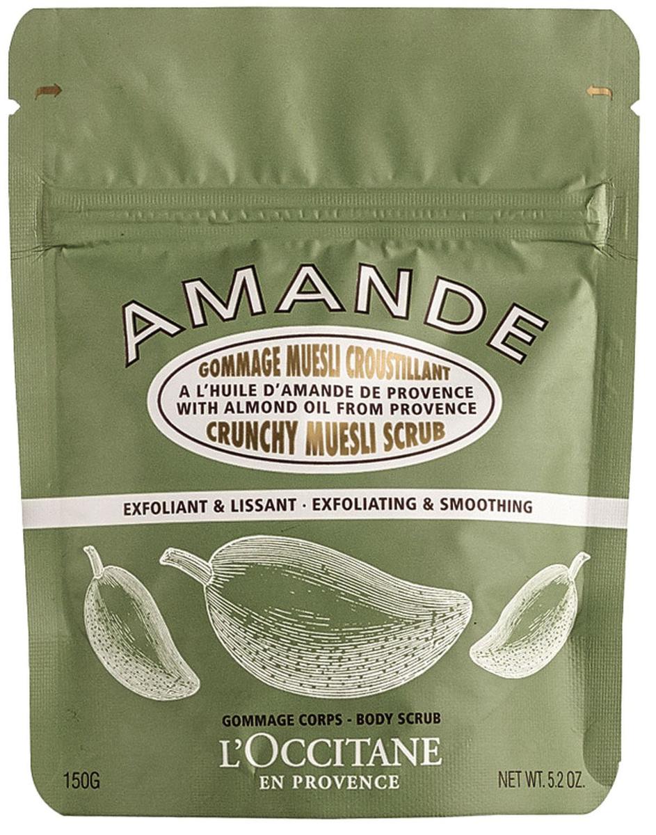 Met het vernieuwde Amande-gamma steunt L'Occitane de producenten. Clean & ethische Crunchy Muesli Scrub, 19 euro voor 150 g, be.loccitane.com