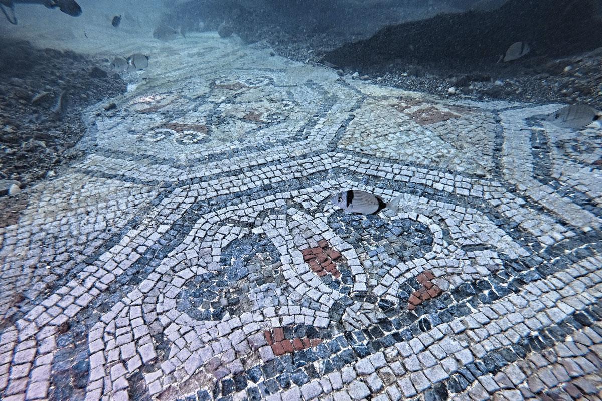 Plongée sous-marine dans des villas romaines