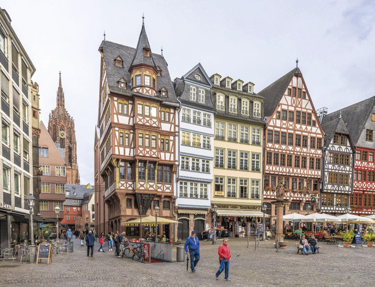 Het historische stadhuisplein de Römerberg.