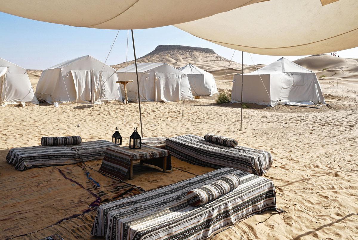 Het tentendorp in Camp Mars.