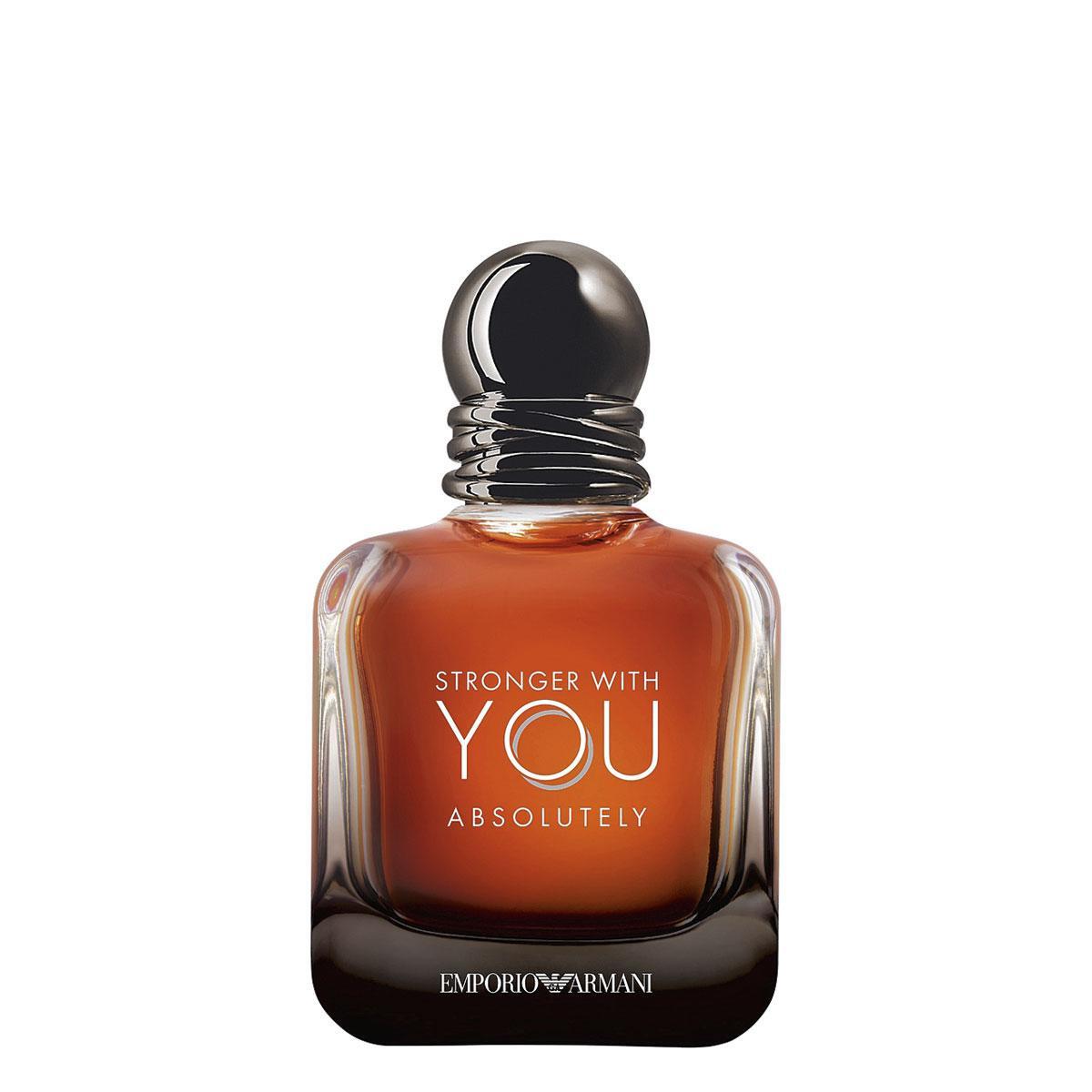 Stronger With You d'Emporio Armani. Avec Absolutely, le jus masculin se fait fougère orientale ambrée (81 ? 50 ml), en parfumerie.