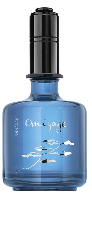 Om samen met je partner te dragen. Parfum Omiyage For Her & For Him van Annayake, 81,50 en 67,50 euro, bij Planet Parfum.