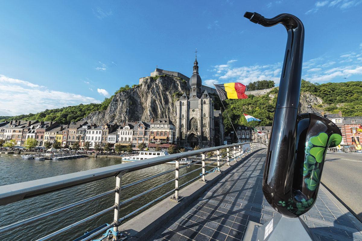Dinant, een van de start- en eindpunten van EuroVelo 5.