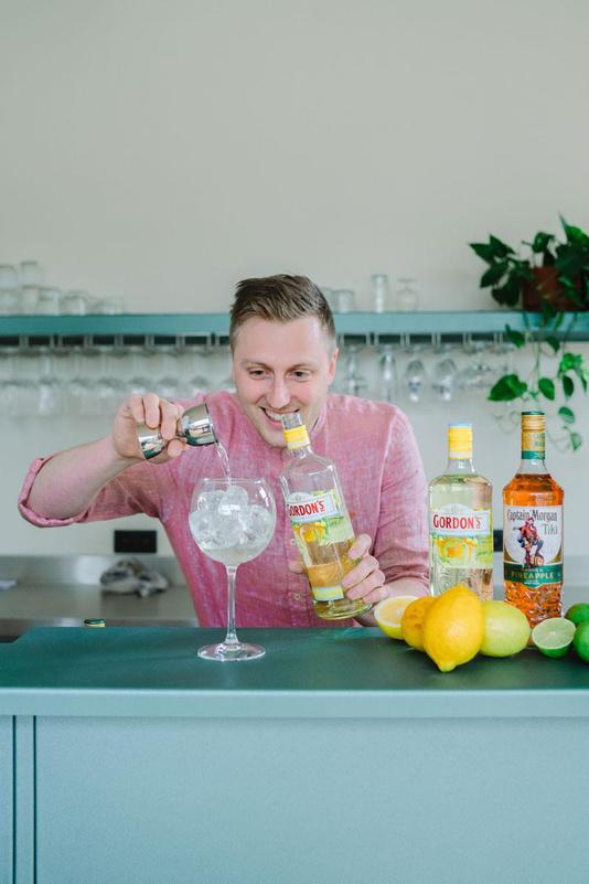 Breng de zomer in je glas met een verfrissende cocktail