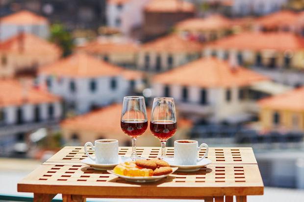 Deux verres de vin de madère, Madère (Portugal)