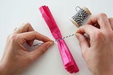 DIY: Maak een kleurig servet-boeket