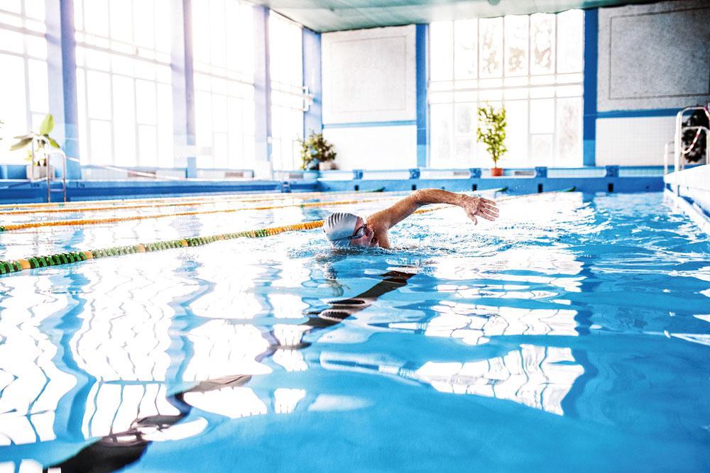 La natation est le sport idéal pour ne pas fatiguer les tendons.