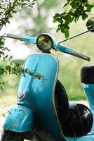 Escapades insolites : en vieille voiture, en vespa ou en bateau